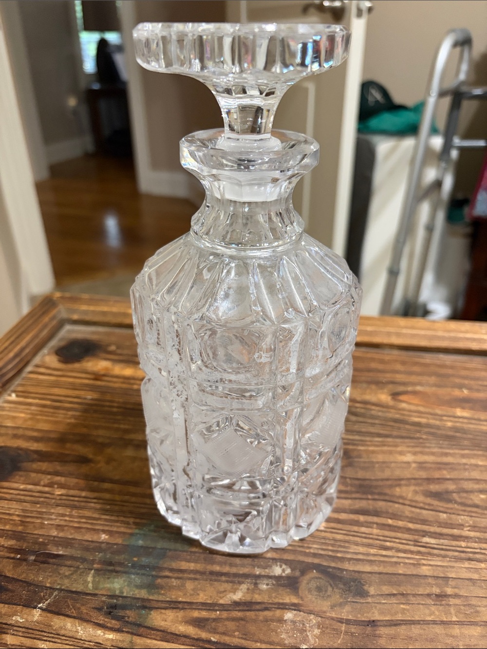 Cut Crystal Glass Decanter - Clear